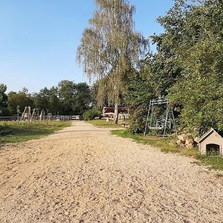 Urlaub Auf Dem Reiterhof Am See In * Gorlitz